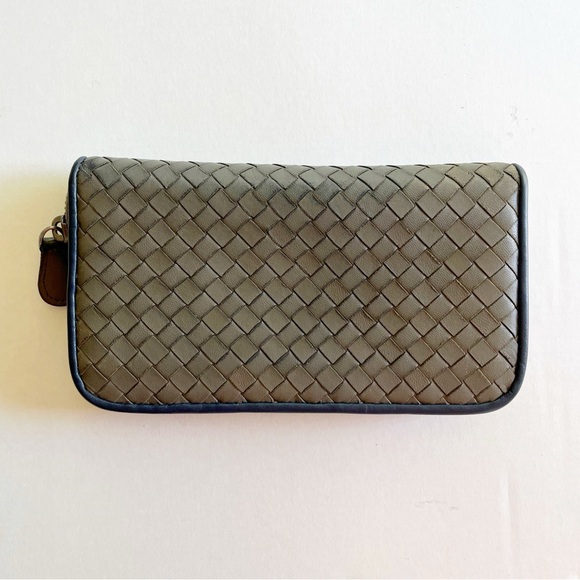 Bottega Veneta Intrecciato Leather Zip-Around Wallet - Picture 1 of 11